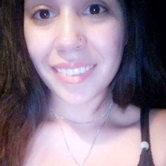 Meet your Posher, Rachel - Picture 1 of 1